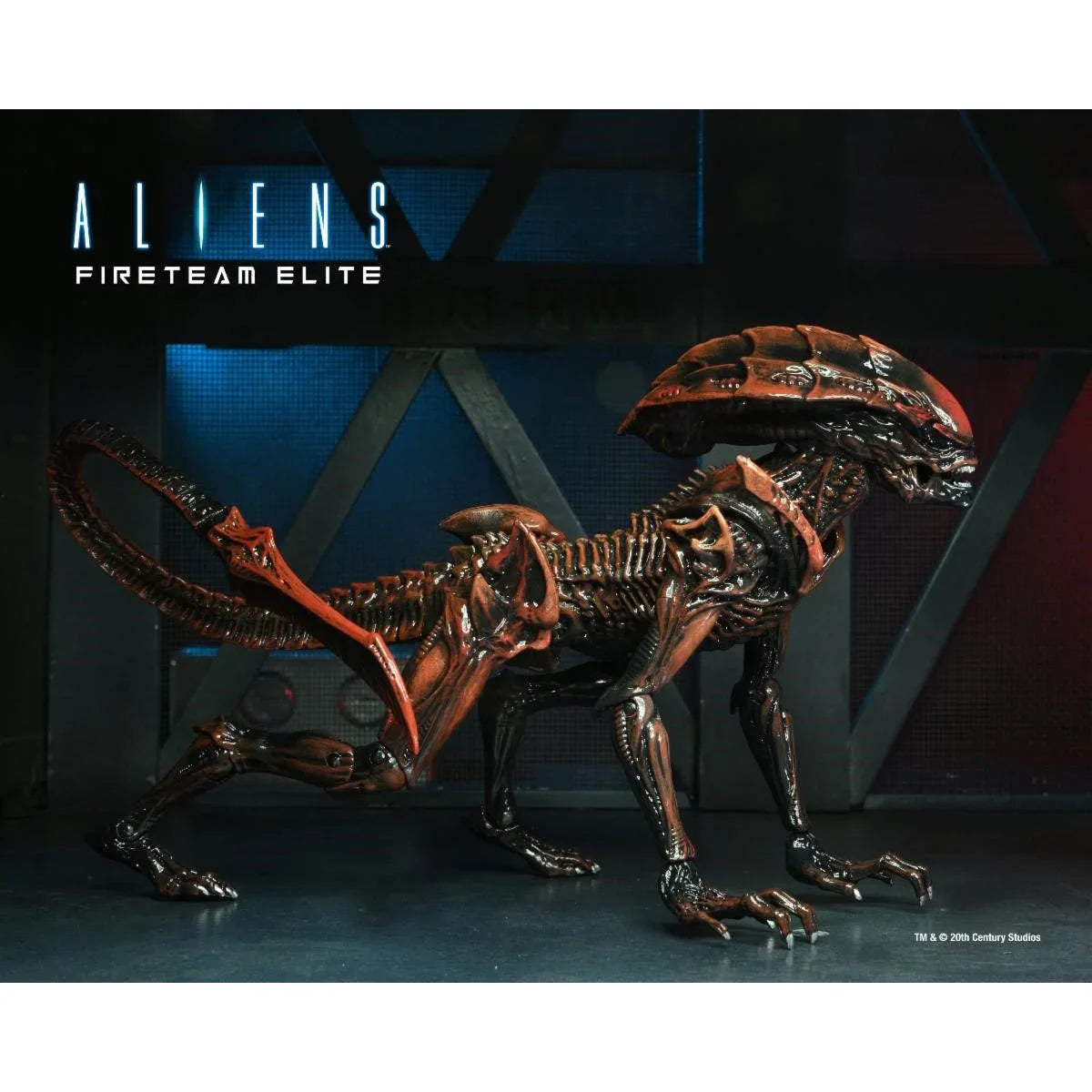 Aliens: Fireteam Elite Prowler Alien 7-Inch Scale Action Figure